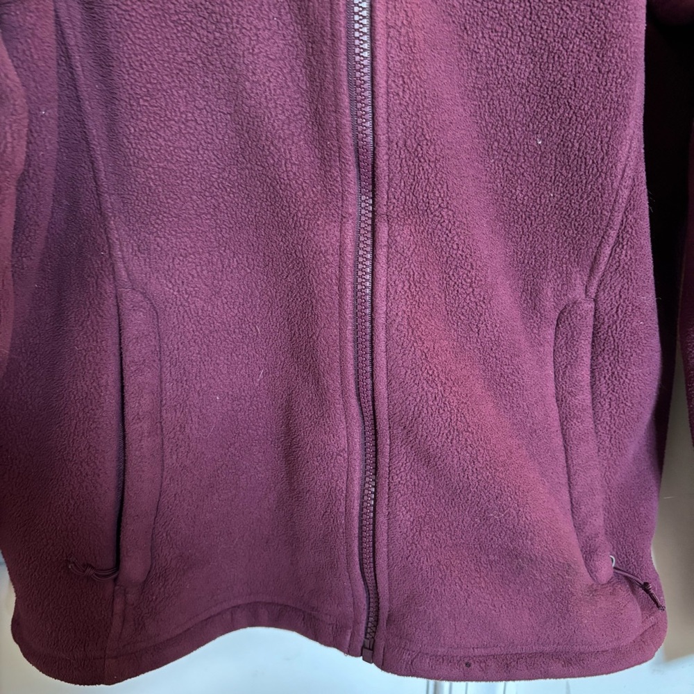 The North Face Fleece Jacket - Picture 3 of 12